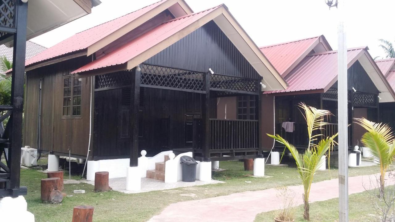 De Sabil Homestay Teluk Panglima Garang Экстерьер фото